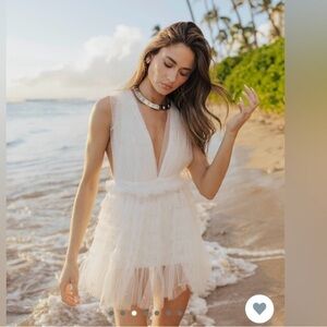 Untamed Petals Tuile Mini